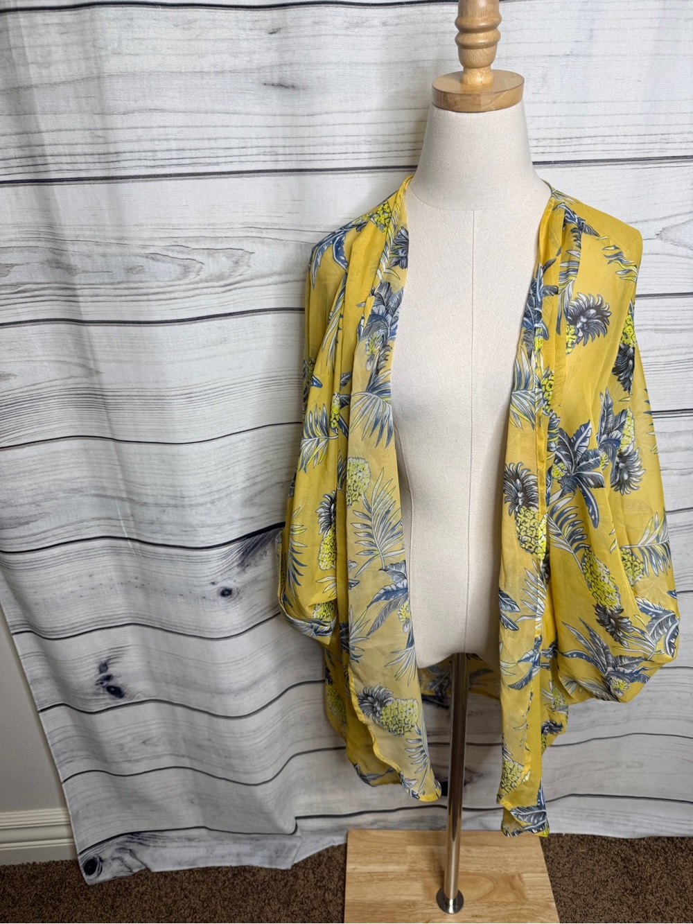 Yellow Pineapple Print Women's Swim Coverup Kimono